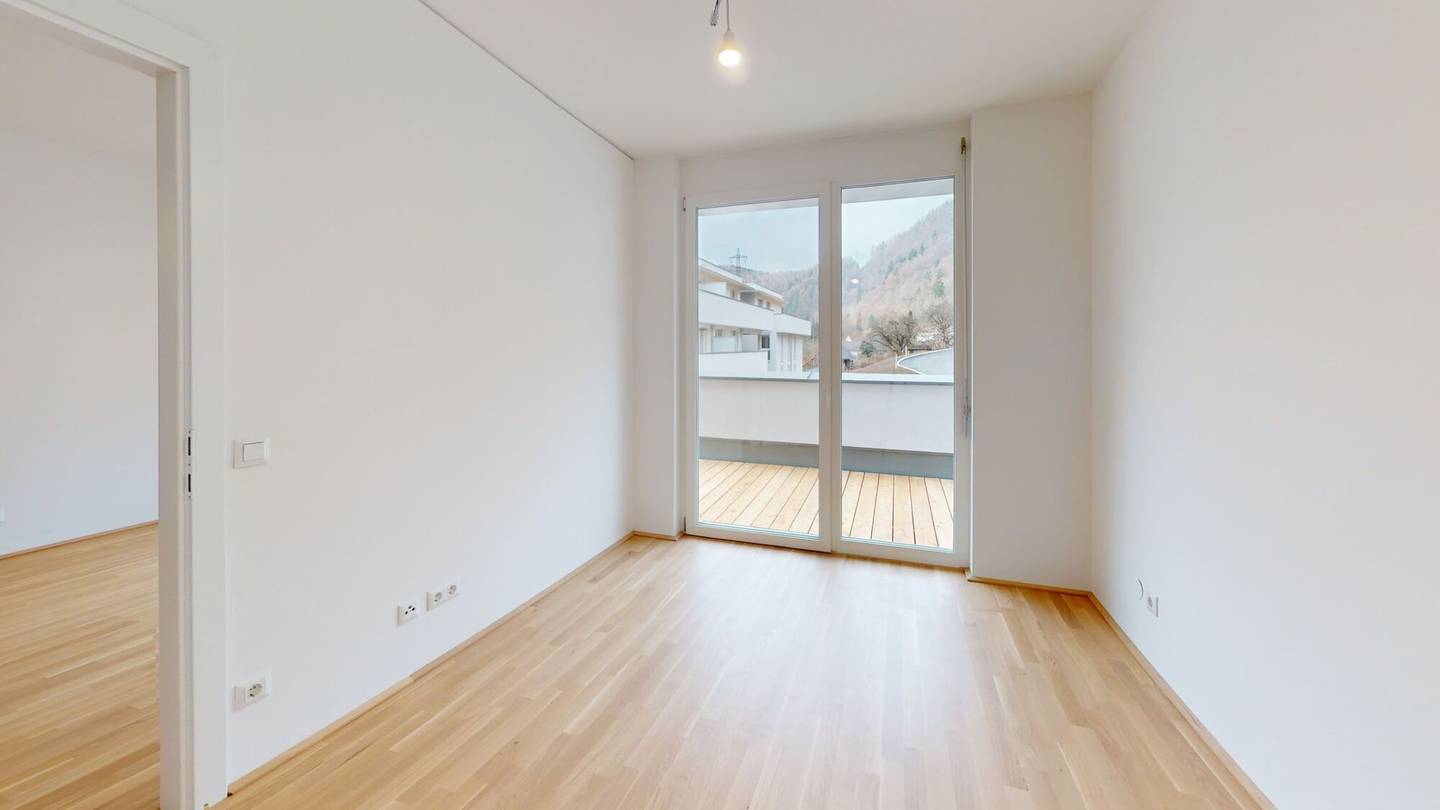 Anlegerwohnung with balcony and garage near Thalersee
