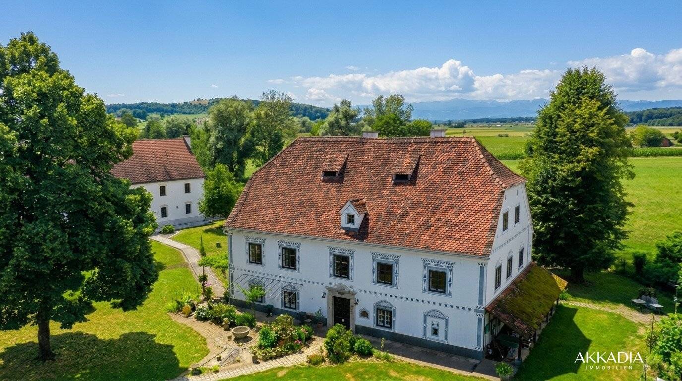 Historisches Anwesen I Herrenhaus I Reitstall I 10 Hektar Grund I Nähe Graz