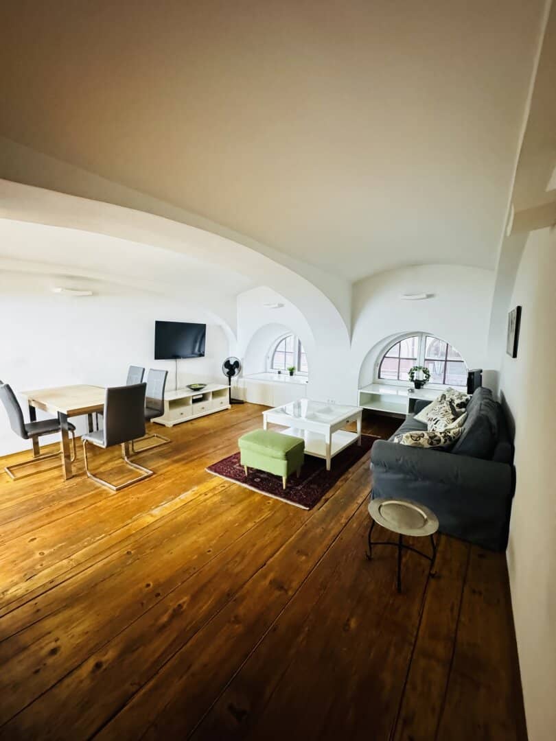 Fully furnished business apartment near Stephansplatz also for short-term rent from 2 months All-in flat rent