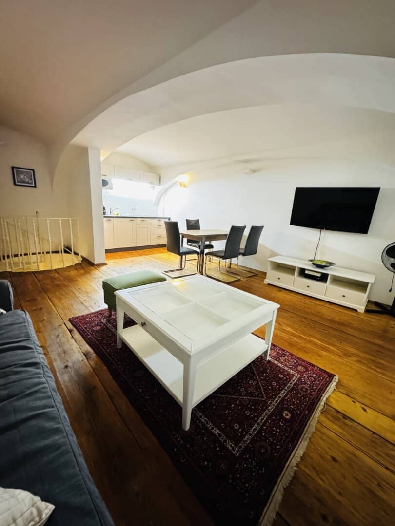 Fully furnished business apartment near Stephansplatz also for short-term rent from 2 months All-in flat rent