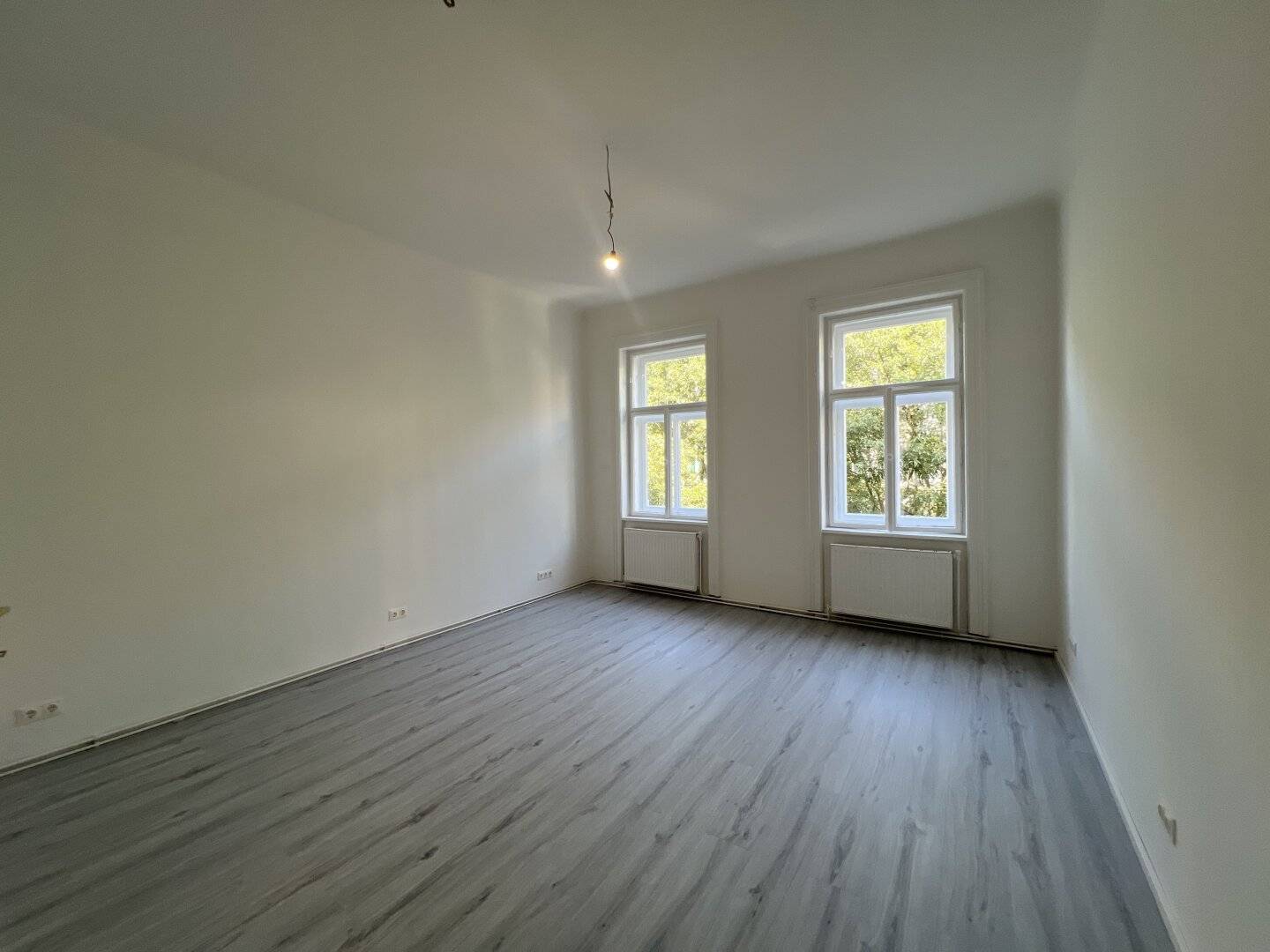 Rotenlöwengasse - 3 room old building, open-ended