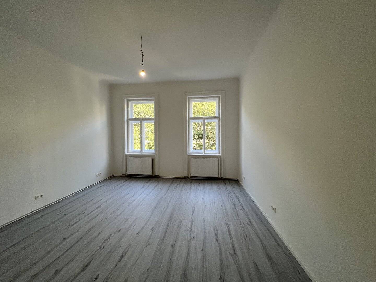 Rotenlöwengasse - 3 room old building, open-ended