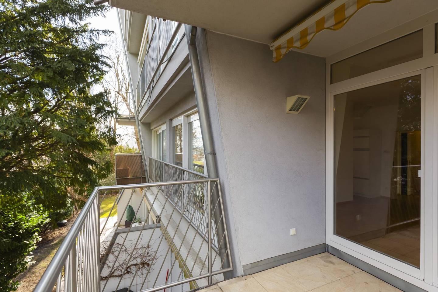 Geweygasse - 3 room new build with 2 balconies and garage for rent