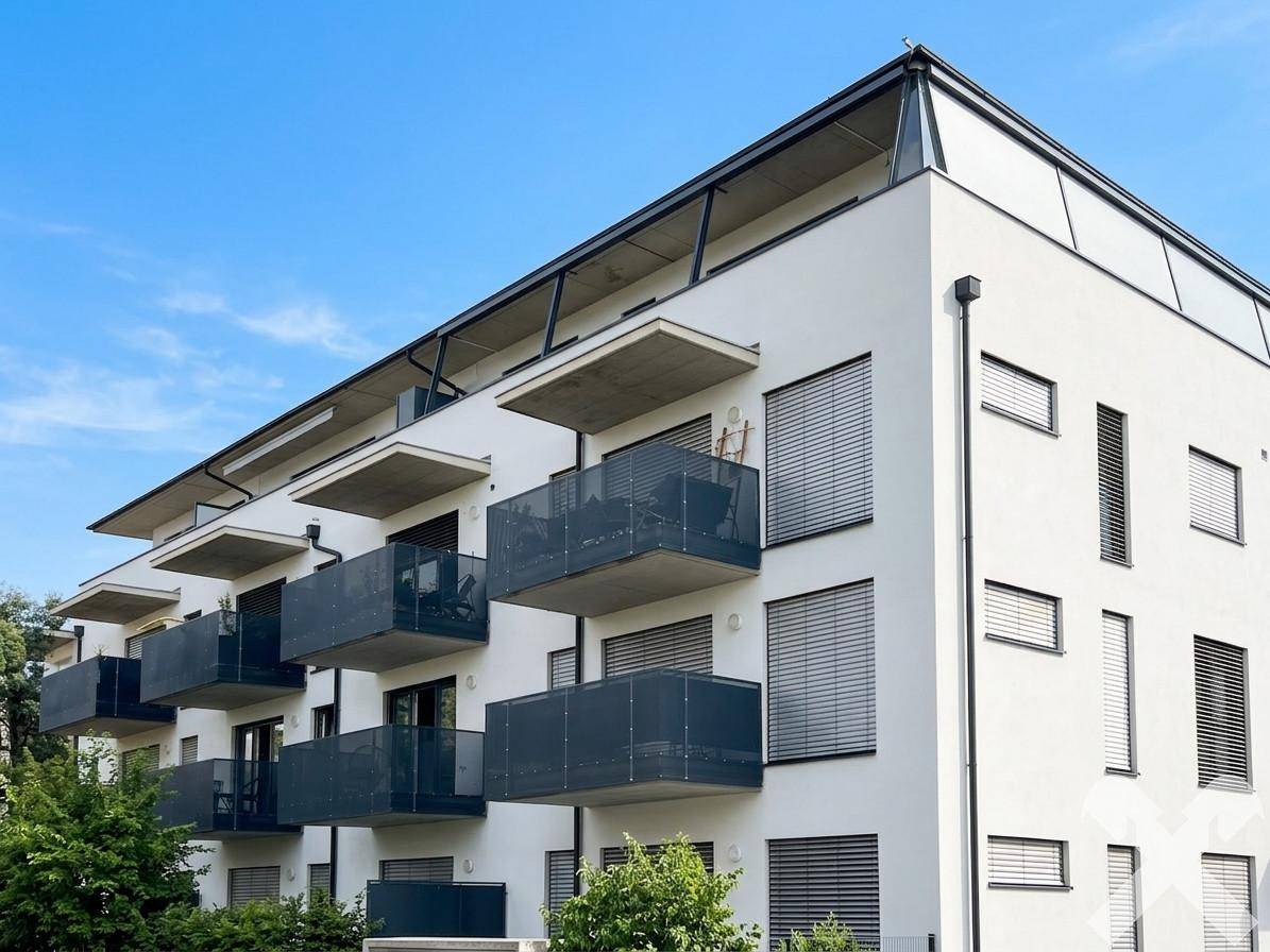 Luftiges Penthouse mit Westterrasse und Grünblick