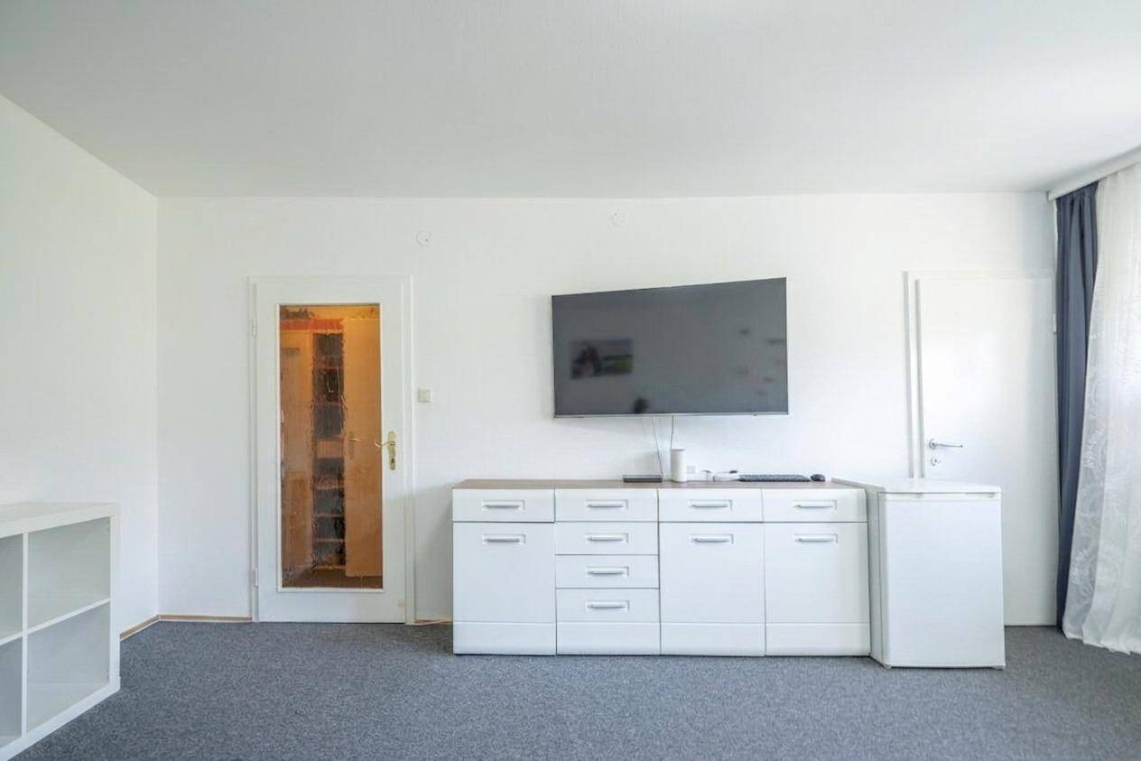 Lichtdurchflutete Wohnung mit Loggia nahe Altstadt