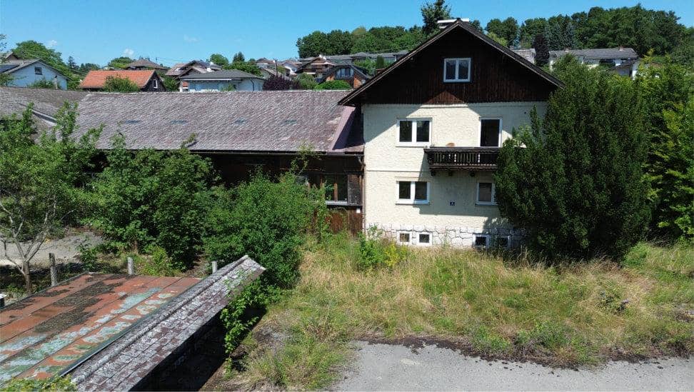 Wohnung nahe Attersee mit Kerngebietswidmung und Entwicklungspotenzial