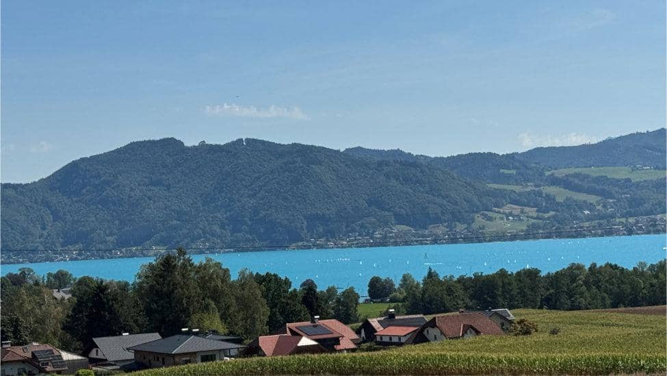 Wohnung in Seenähe mit grünem Balkon