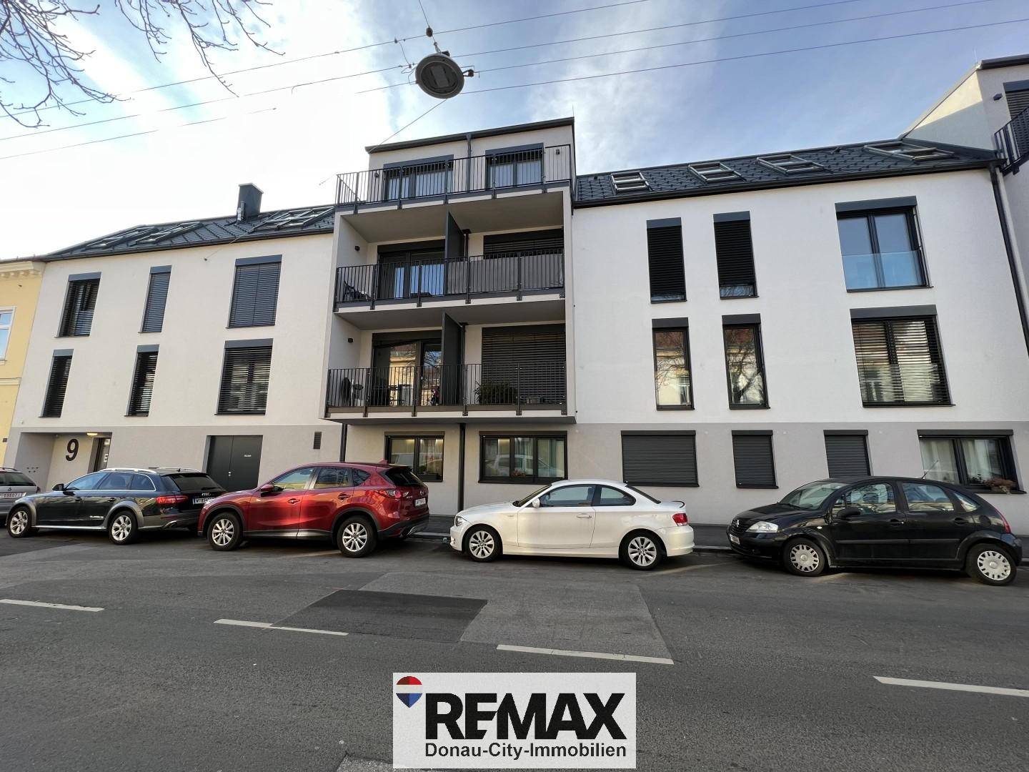 Modern apartment with private roof terrace near Wienerberg