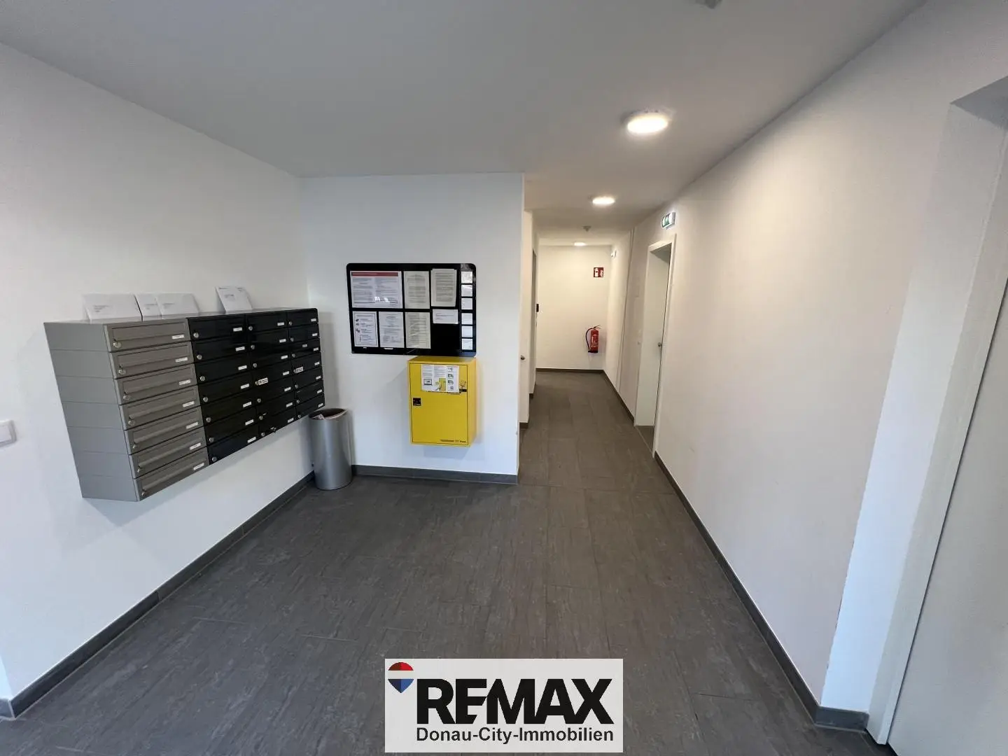 Modern apartment with private roof terrace near Wienerberg