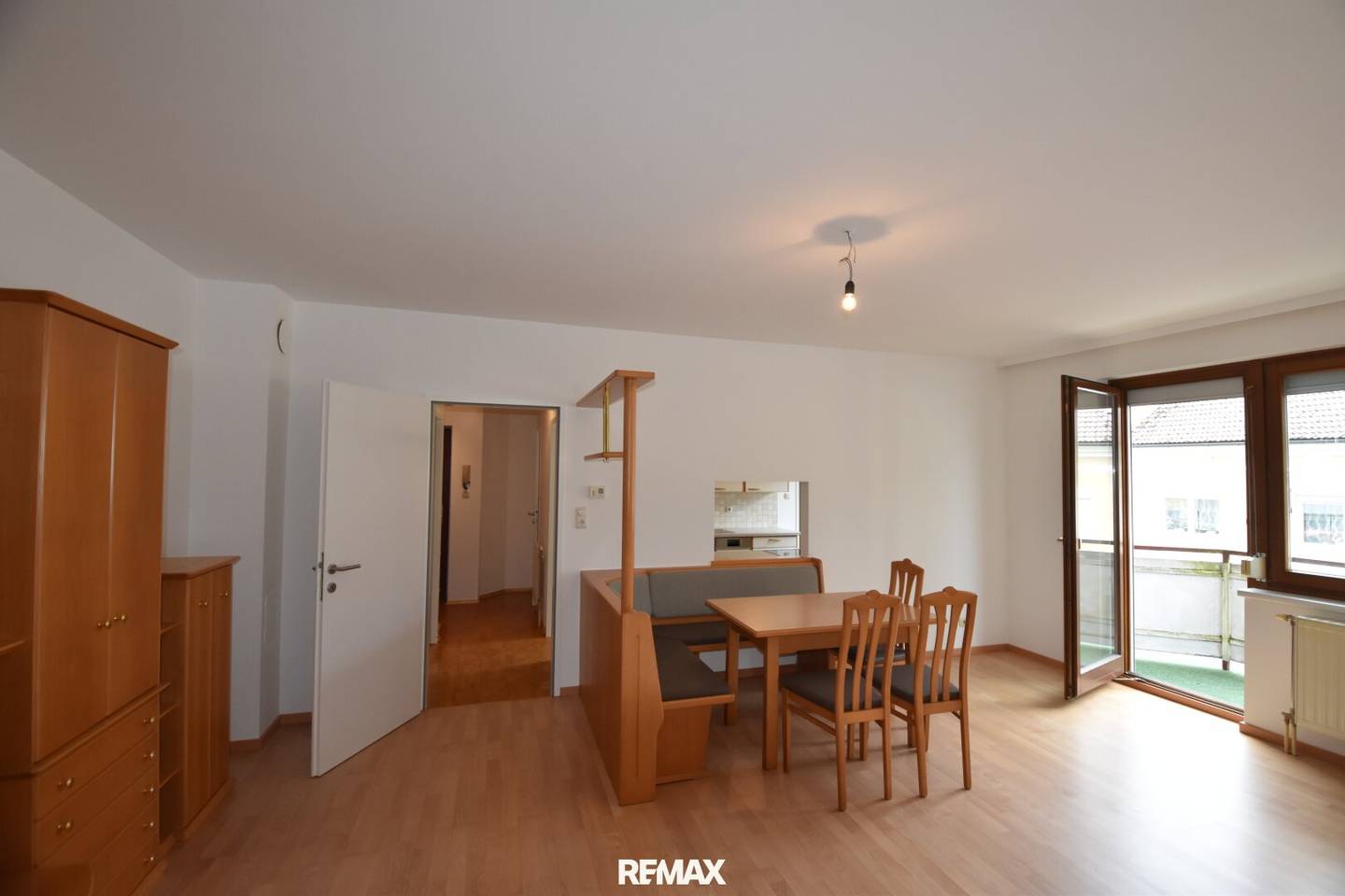 Gepflegte Wohnung mit Balkon und Garagenstellplatz