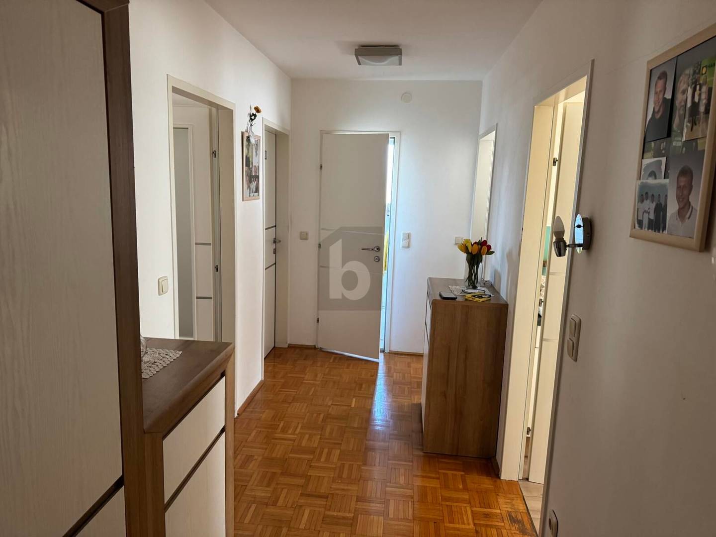 Helle Wohnung mit Grünblick und barrierefreiem Lift