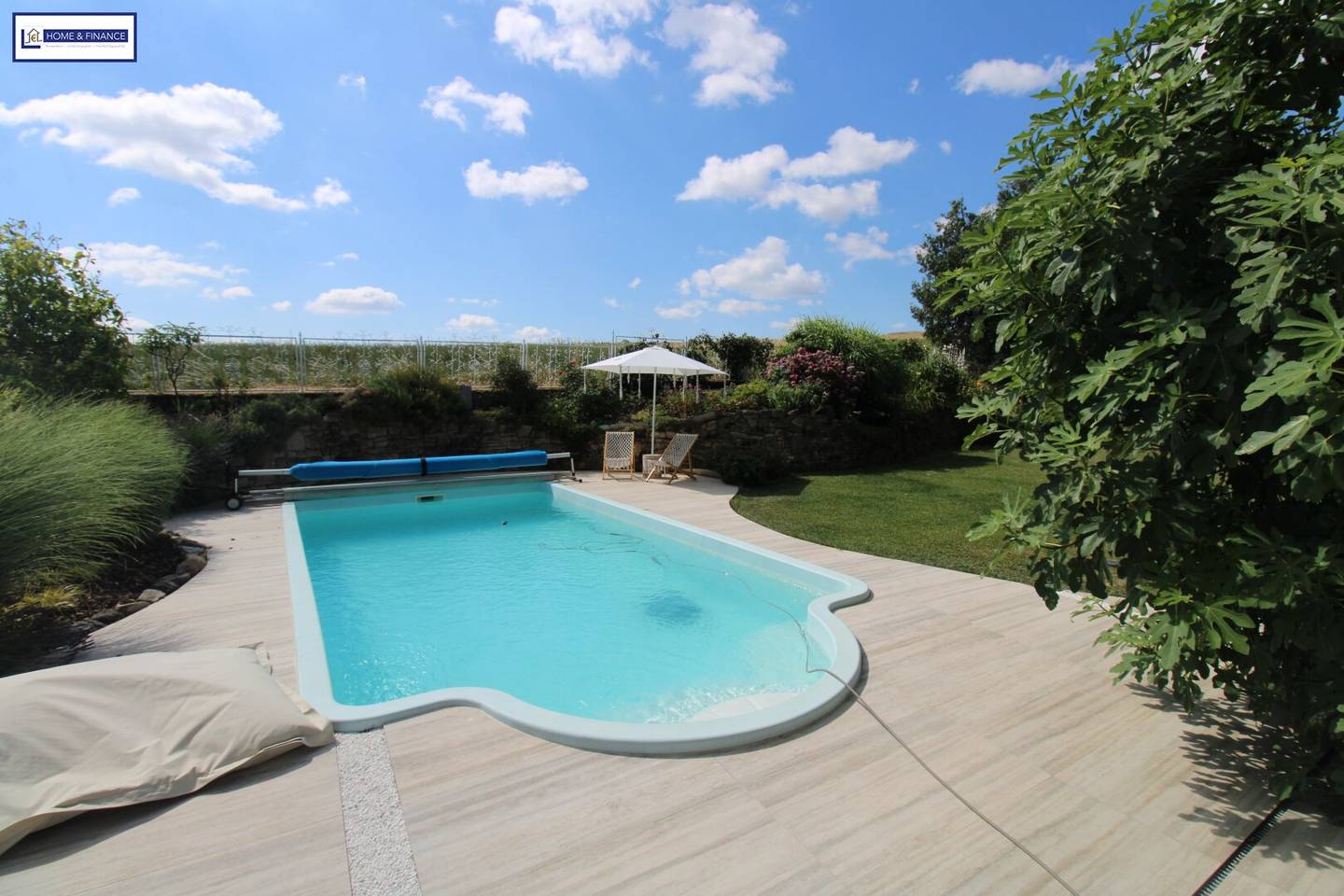 Pool, Sonne, Ruhe, Privatsphäre - Wohnen wie im exquisiten Urlaub!