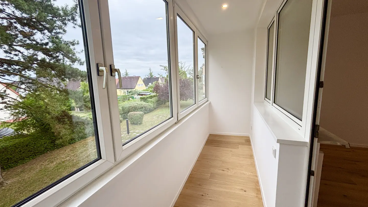 Renovated apartment with glazed loggia and garden option