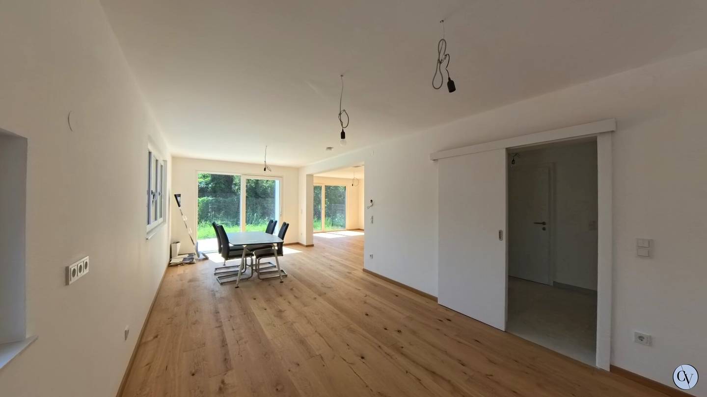 Living at the Mühlwasser - Carpenter kitchen and E-charging station included