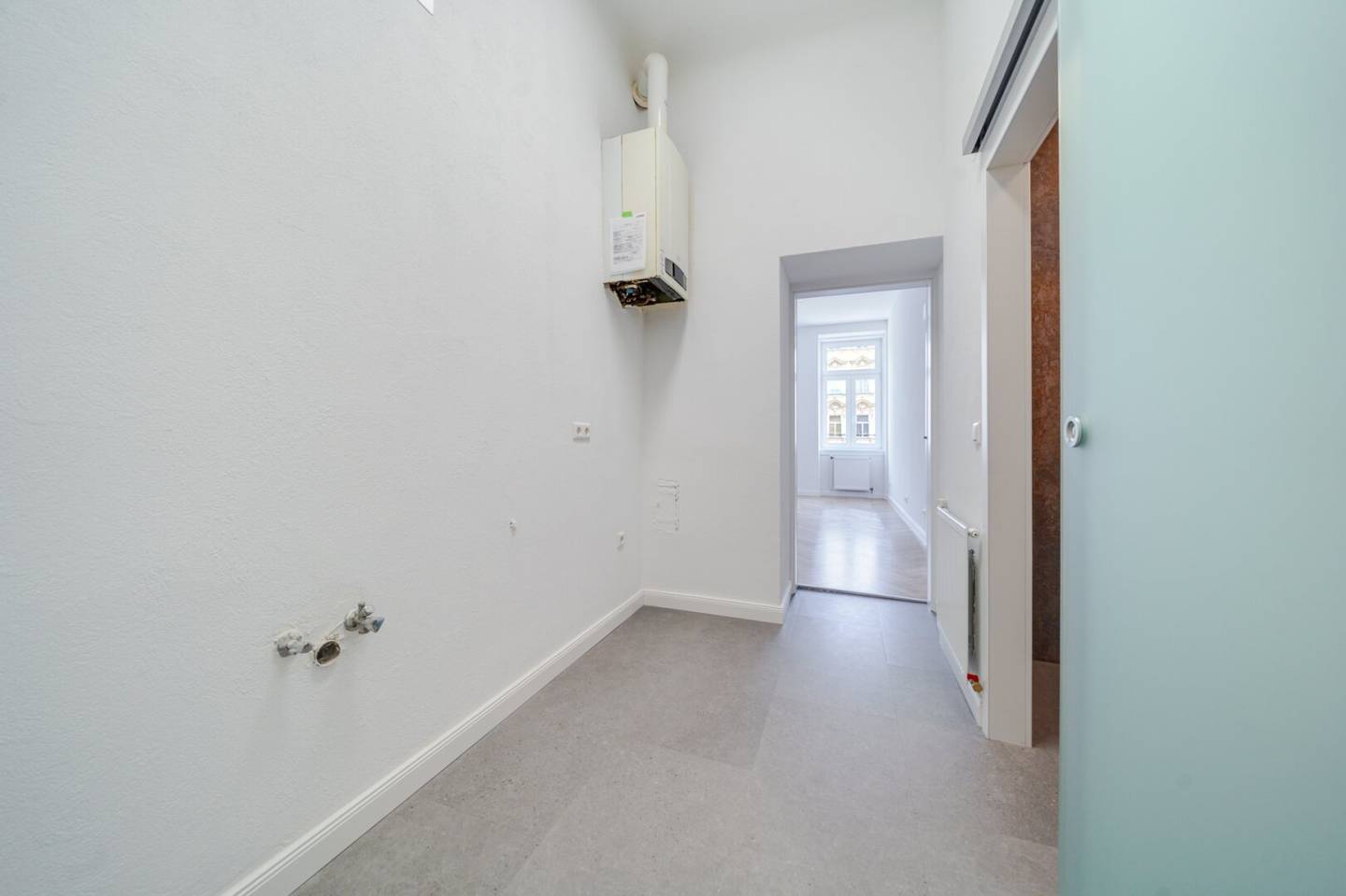 Check this out: Old building first occupancy - Carpenter kitchen treat - U3 Simmering