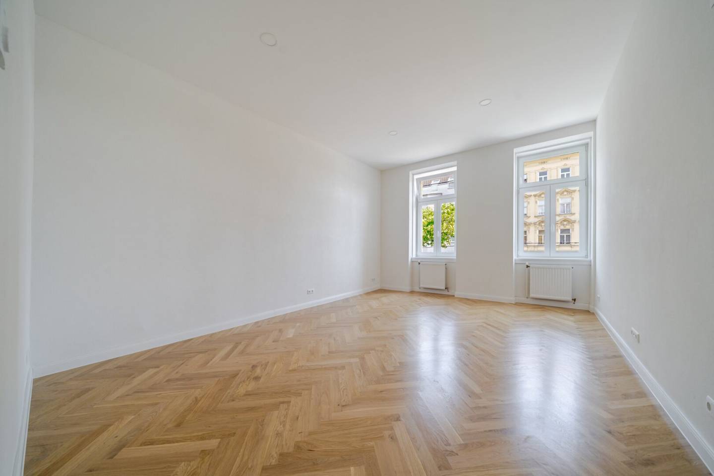 Check this out: Old building first occupancy - Carpenter kitchen treat - U3 Simmering
