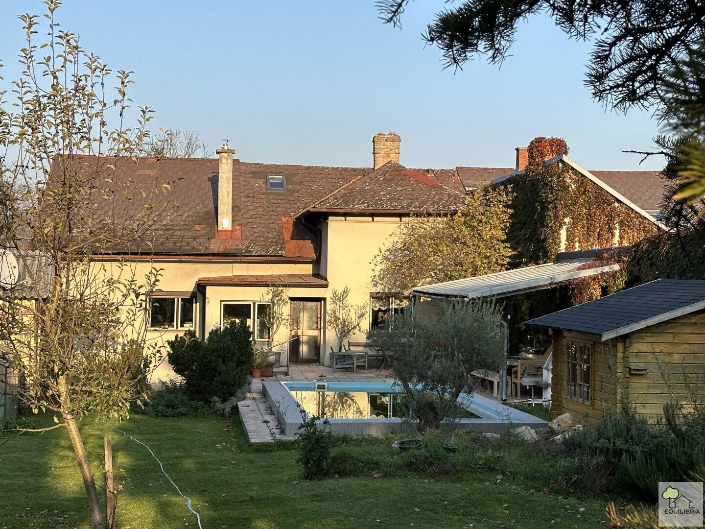 TOP LAGE ! SELTENE GELEGENHEIT !  ca. 2200 m2 GROSSES GRUNDSTÜCK MIT ALTBESTAND IN KLOSTERNEUBURG OBERE STADT !