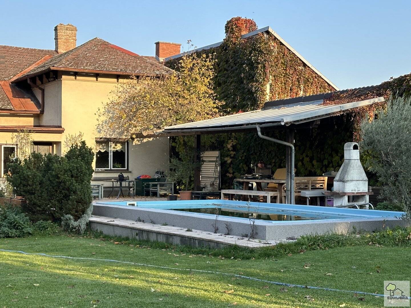 TOP LAGE ! SELTENE GELEGENHEIT !  ca. 2200 m2 GROSSES GRUNDSTÜCK MIT ALTBESTAND IN KLOSTERNEUBURG OBERE STADT !