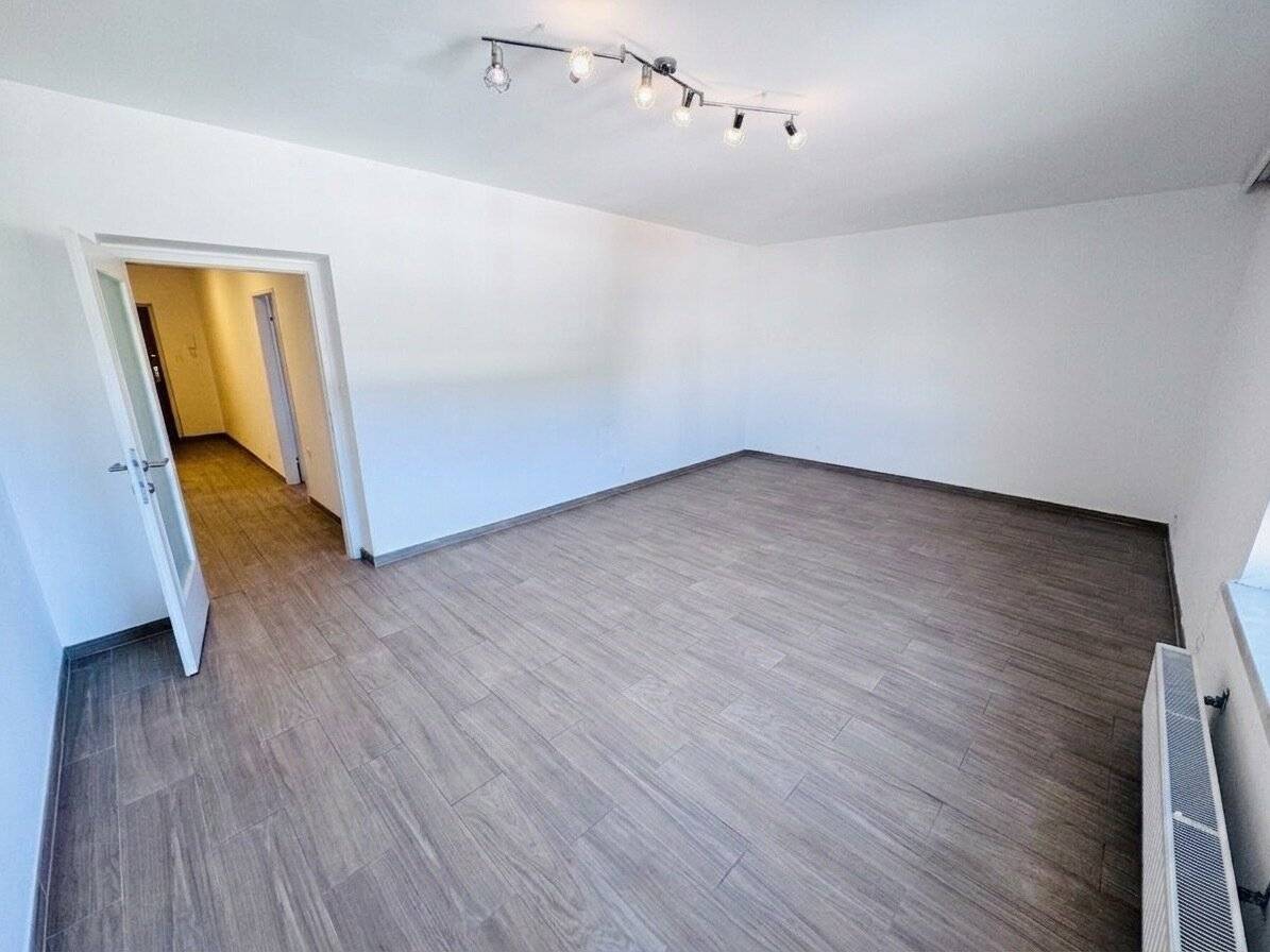 Moderne 2-Zimmer-Wohnung mit Blick auf den Wienerwald zu verkaufen