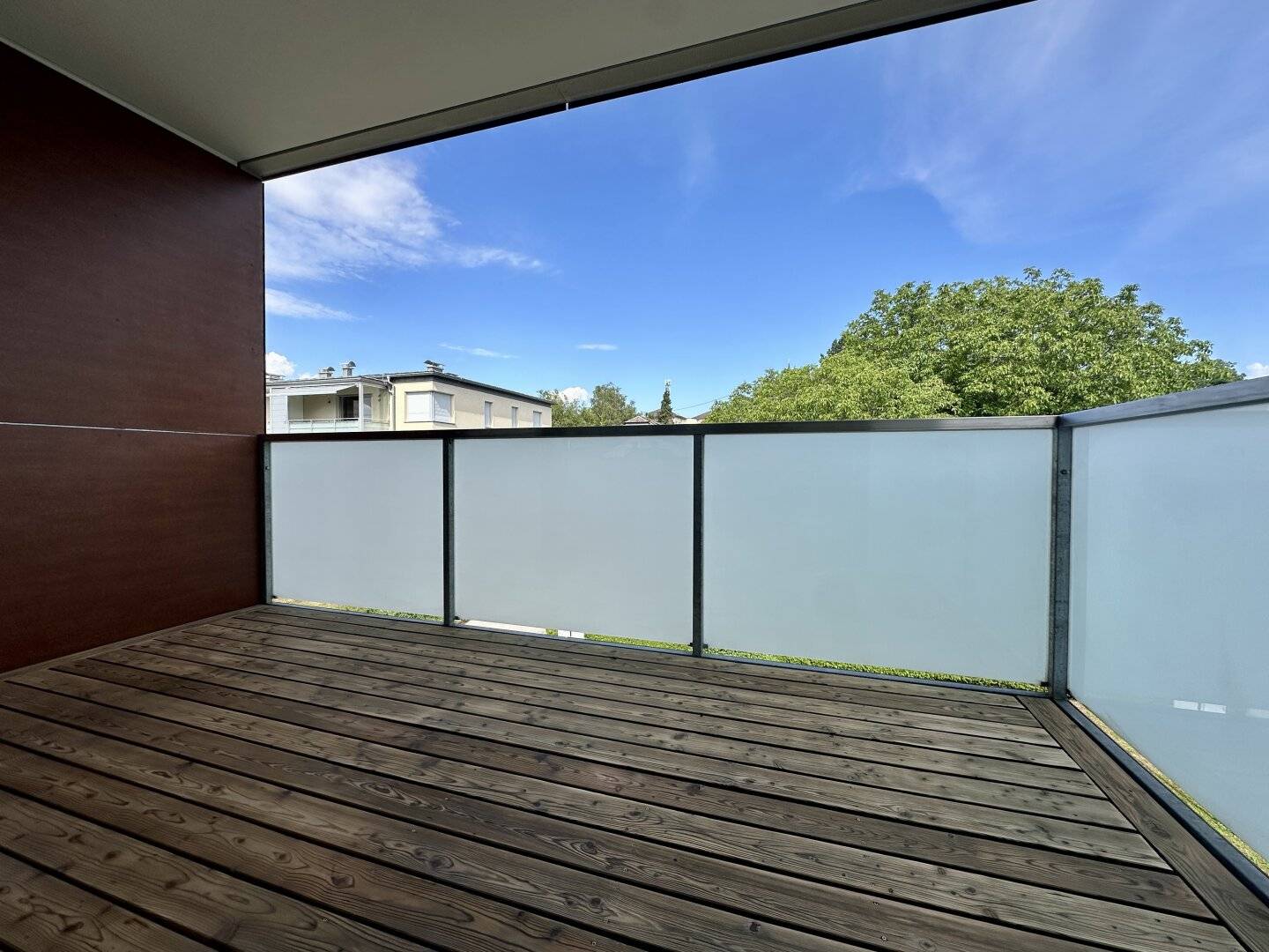 Modern wohnen mit Balkon &amp; Grünblick