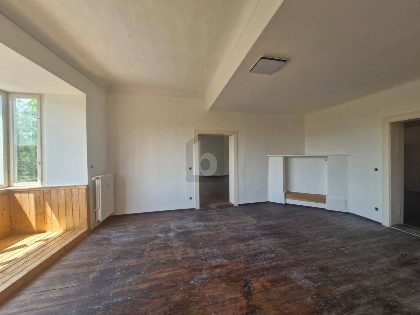 Denkmalgeschützte Altbauwohnung mit Murblick nahe Schlossberg