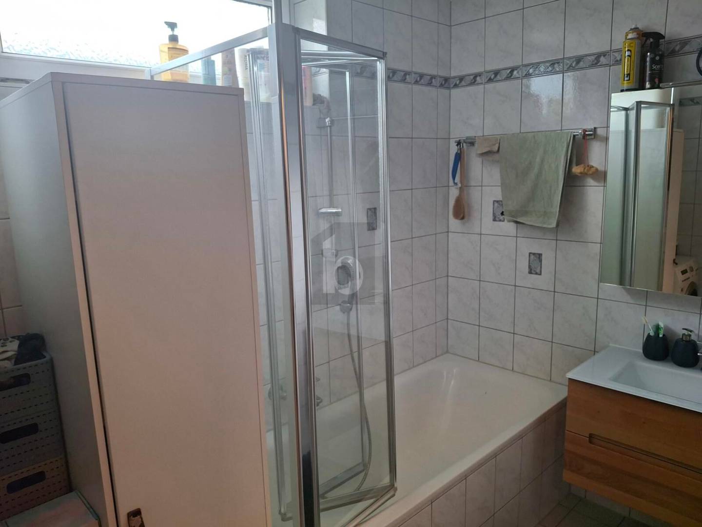 Erdgeschosswohnung mit privatem Garten und Schwedenofen
