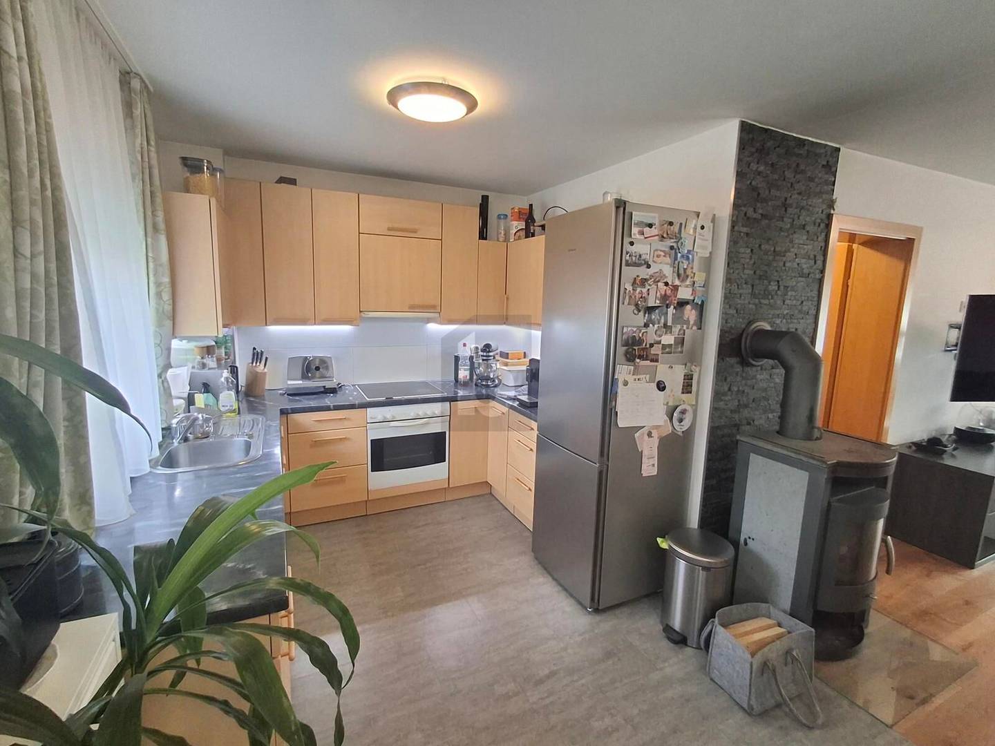 Erdgeschosswohnung mit privatem Garten und Schwedenofen