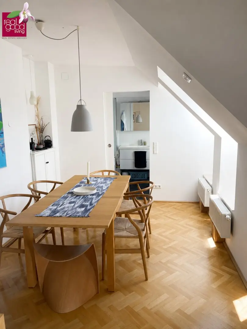 Roof terrace maisonette with panoramic view in prime location of the 9th district – near Lycée Français