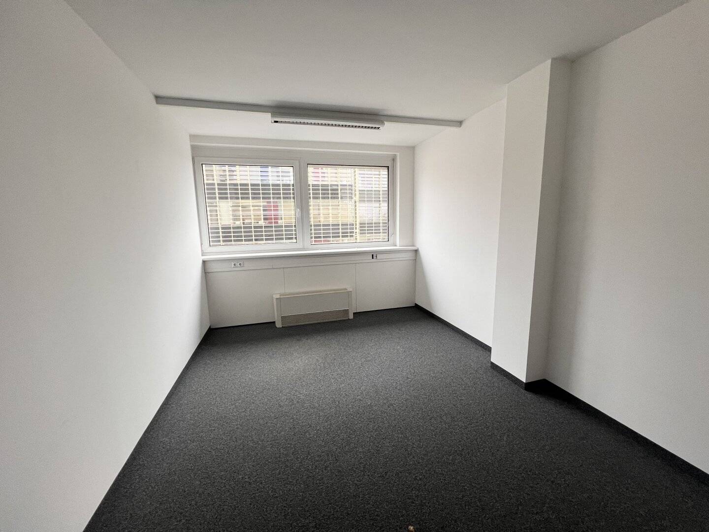 Attractive offices in a very good location