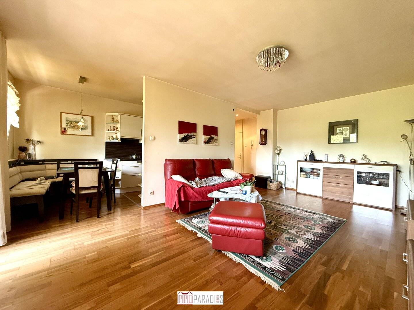 Gepflegte 3-Zimmer-Eigentumswohnung mit Südwest-Loggia und Tiefgaragenplatz in ruhiger Lage von Baden