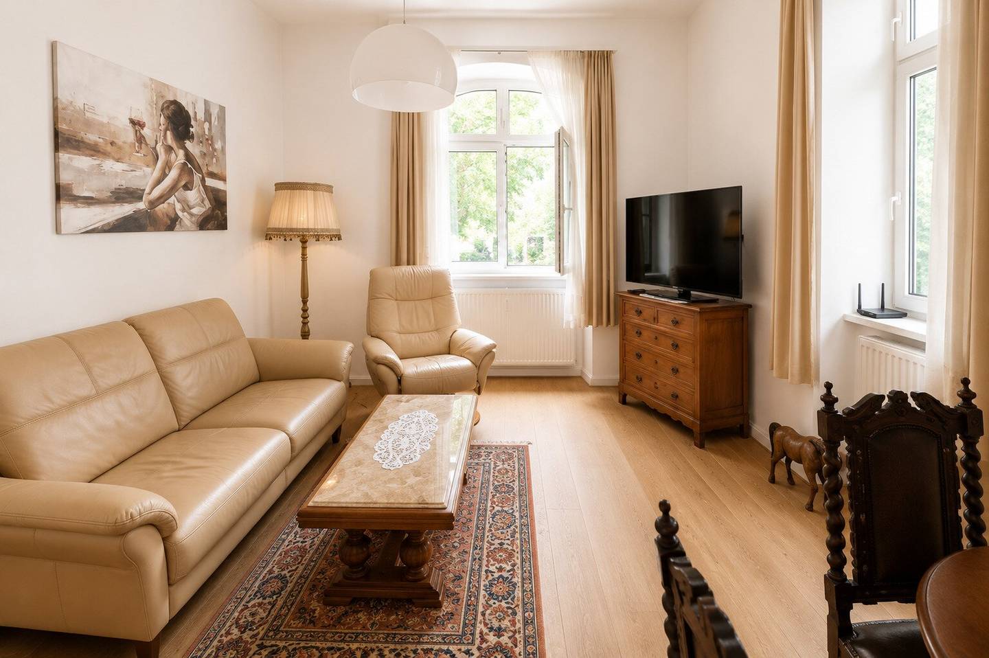 Exclusive historic gem in Währing – courtyard location with garden view