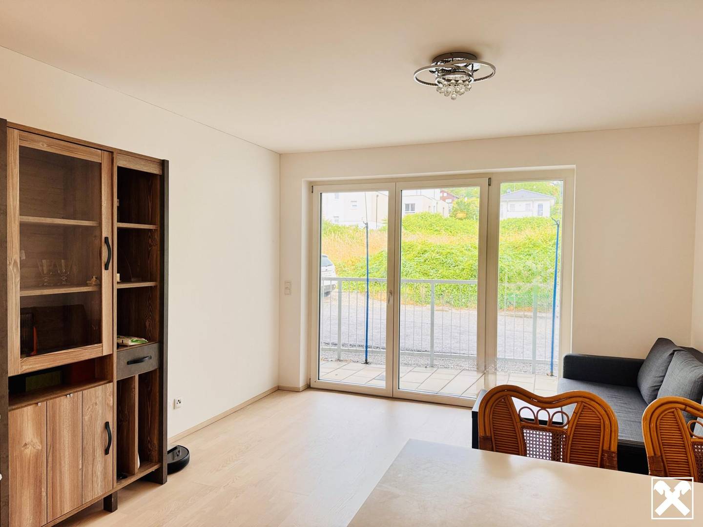 Lichtdurchflutete Wohnung mit Loggia und Grünblick