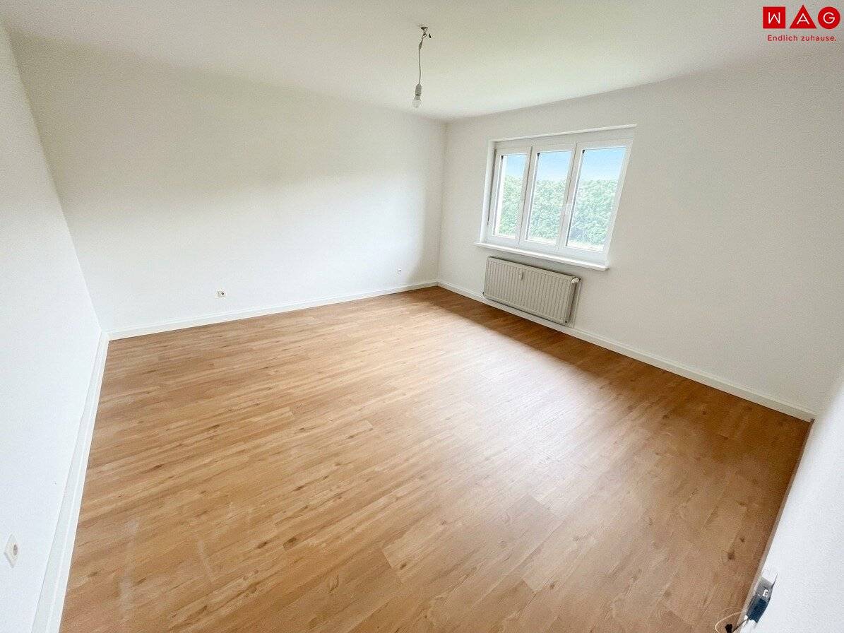 Preiswerte Kleinwohnung mit Badewanne &amp; schöner Aussicht!