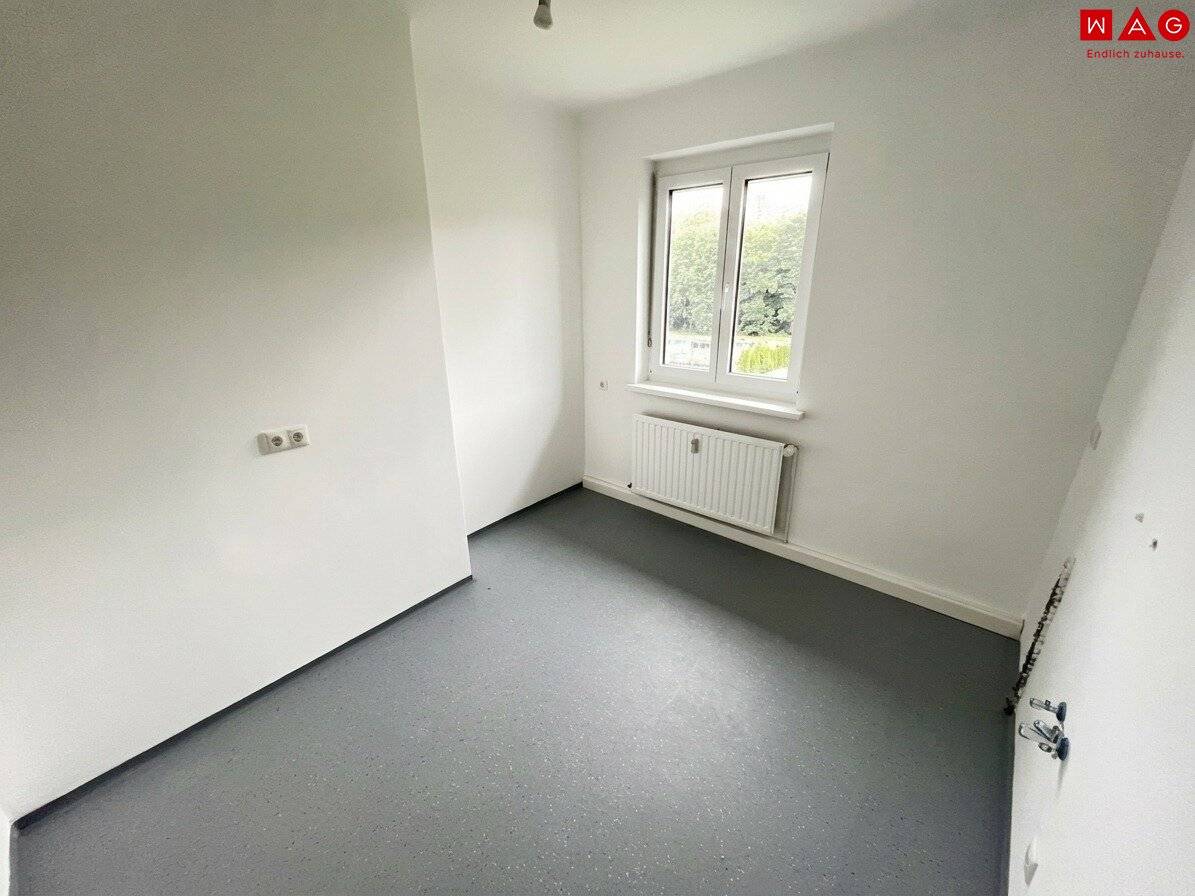 Preiswerte Kleinwohnung mit Badewanne &amp; schöner Aussicht!