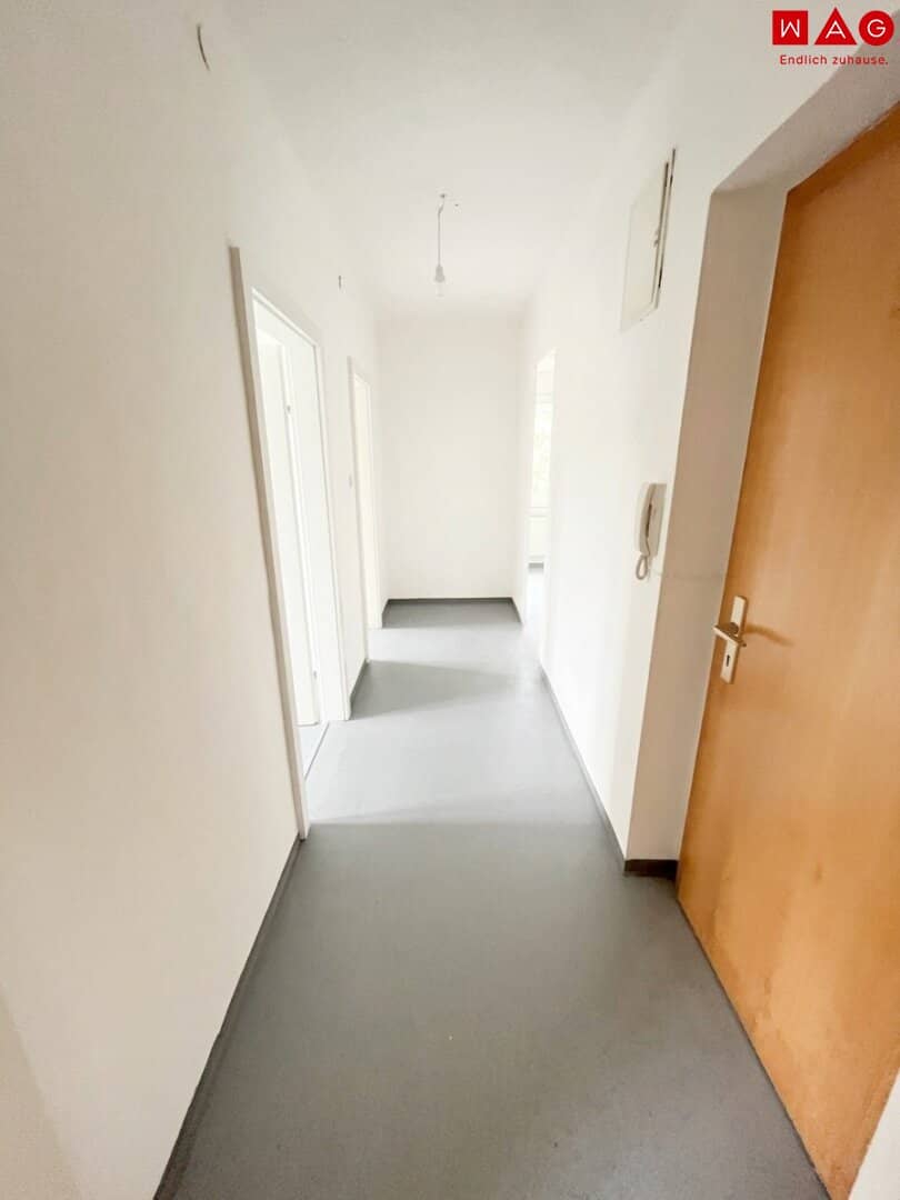 Preiswerte Kleinwohnung mit Badewanne &amp; schöner Aussicht!