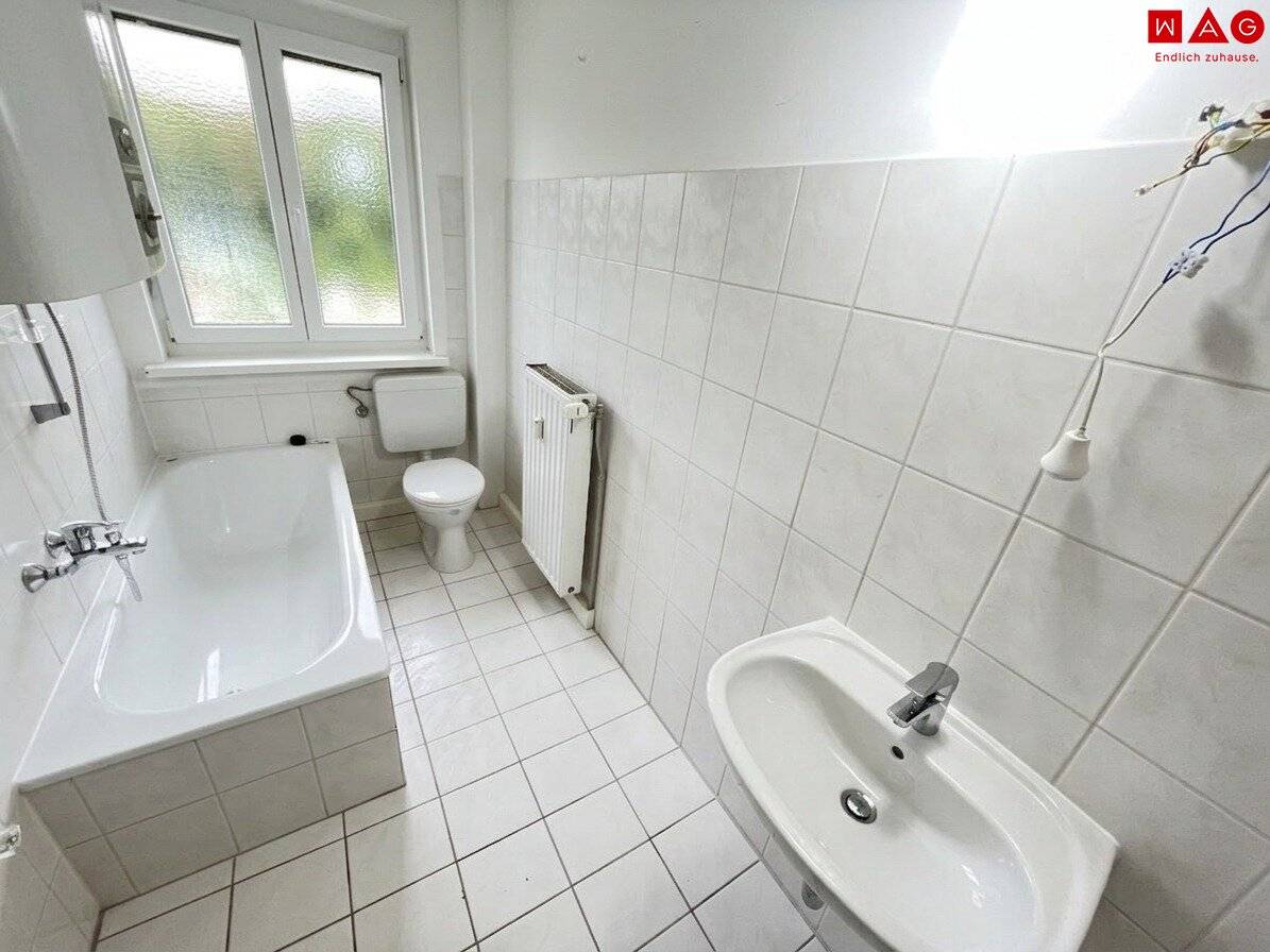 Preiswerte Kleinwohnung mit Badewanne &amp; schöner Aussicht!