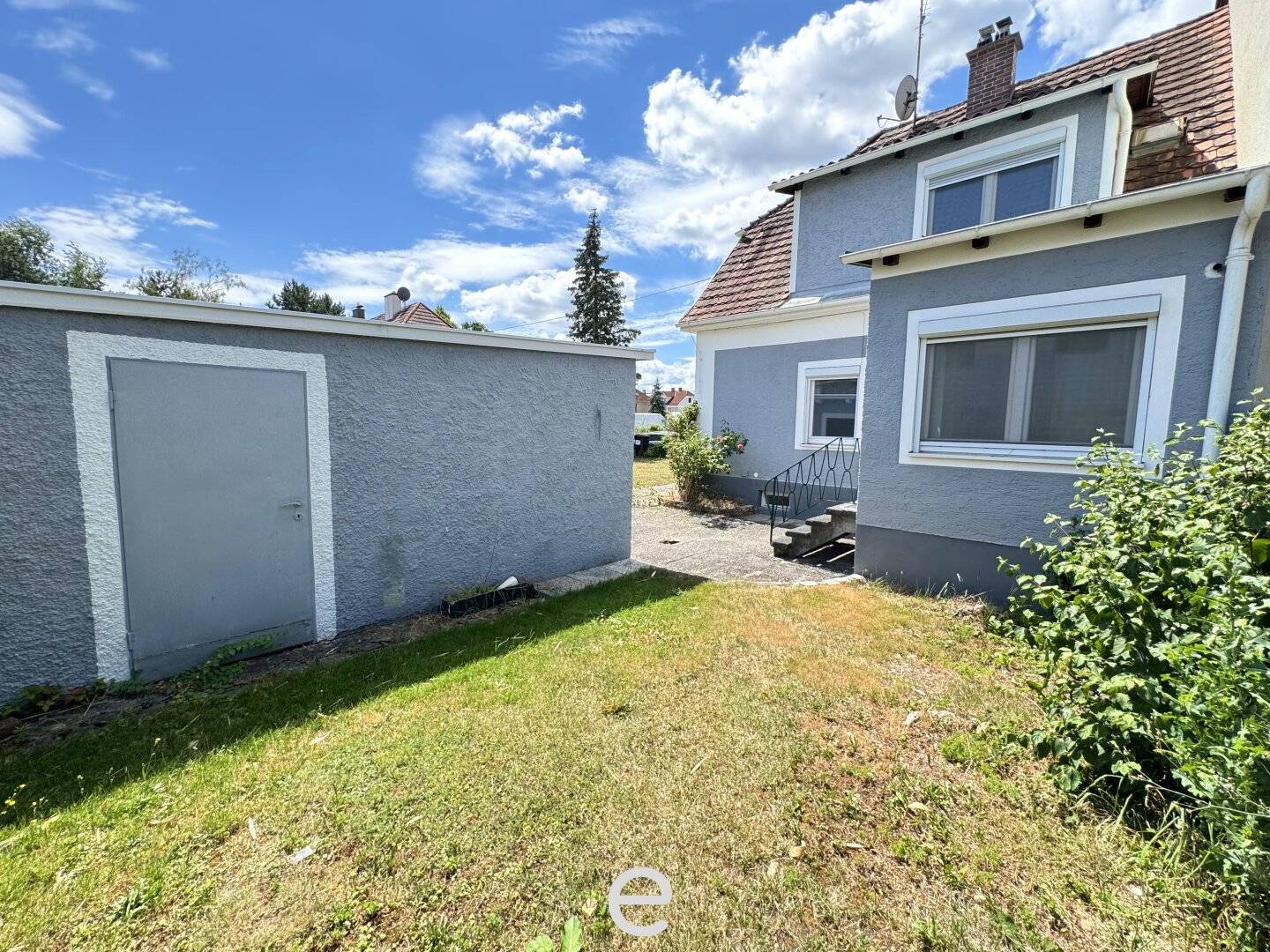 Heimeliges Eigenheim mit sonnigem Familiengarten in ruhiger Siedlungslage