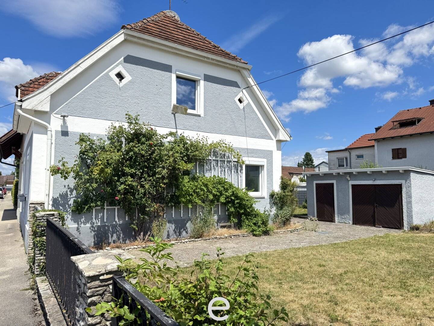 Heimeliges Eigenheim mit sonnigem Familiengarten in ruhiger Siedlungslage