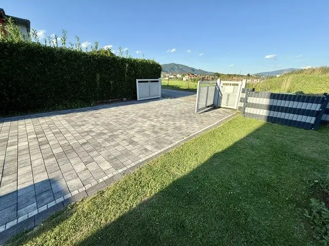 Familienwohntraum! Exklusives 5-Zimmer-Einfamilienhaus in bester Lage in Kapfenberg mit großzügigem Garten, Terrasse mit Pergola, Balkon & Doppelcarport!