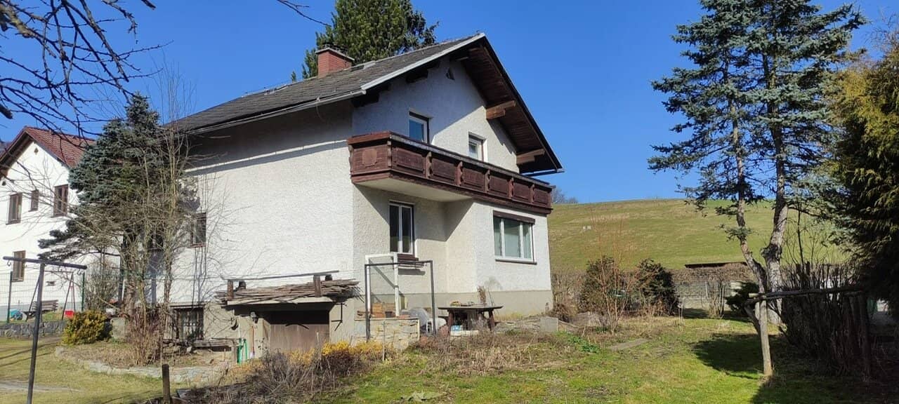 Nature gem! 4-room single-family house with garden, balcony &amp; garage in the Fölz in Thörl!