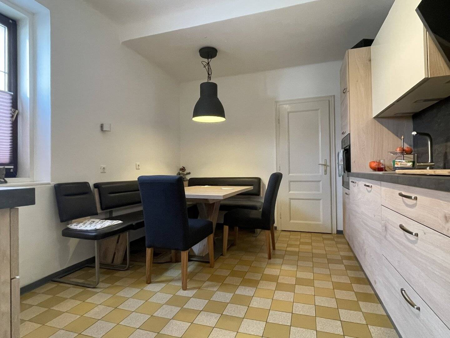 Seltene Gelegenheit - entzückender Altbau mitten in Staatz jetzt zu haben!