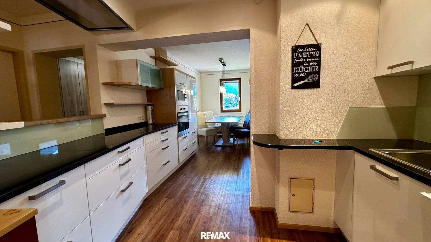 Rent. Move in. Feel good. – Fully furnished 3-room apartment with mountain view in Mayrhofen. The period at end must be removed as instructed? No trailing punctuation