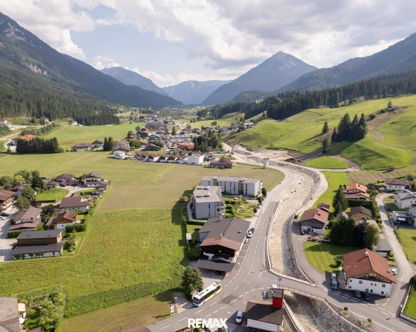 Natur &amp; Wohnkomfort nahe dem Achensee vereint – 4-Zimmer Wohnung mit Eigengarten