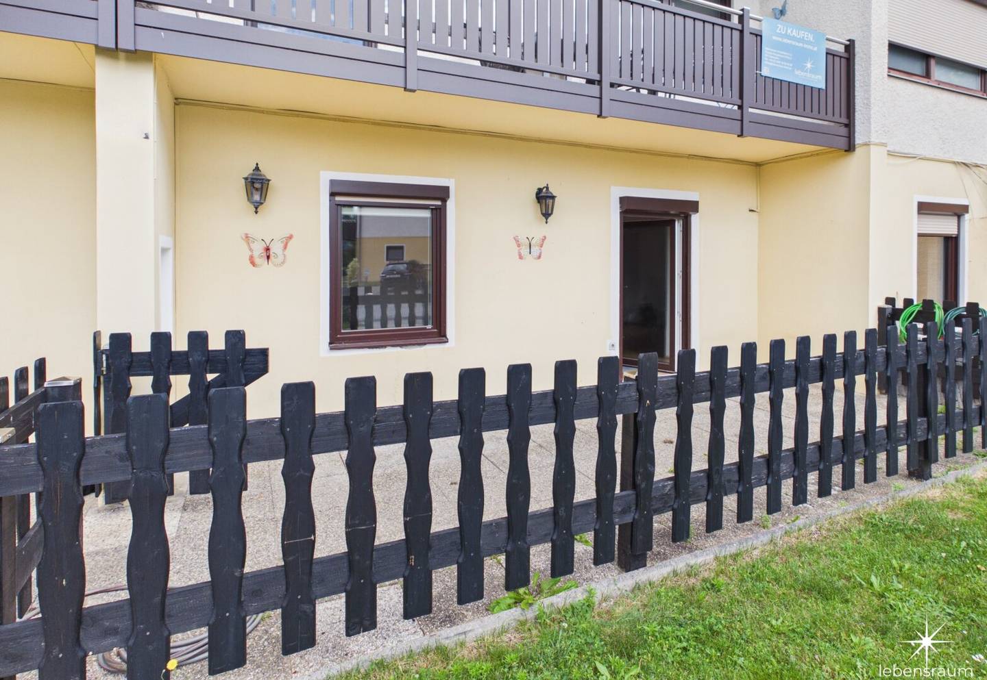 3-Zimmer Wohnung mit Gestaltungspotenzial in attraktiver Lage. Seeboden. Indoor Pool. Touristische Vermietung. Stellplätze.
