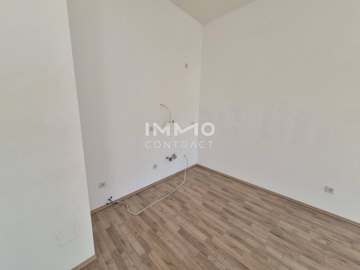 Commission-free 2-room apartment