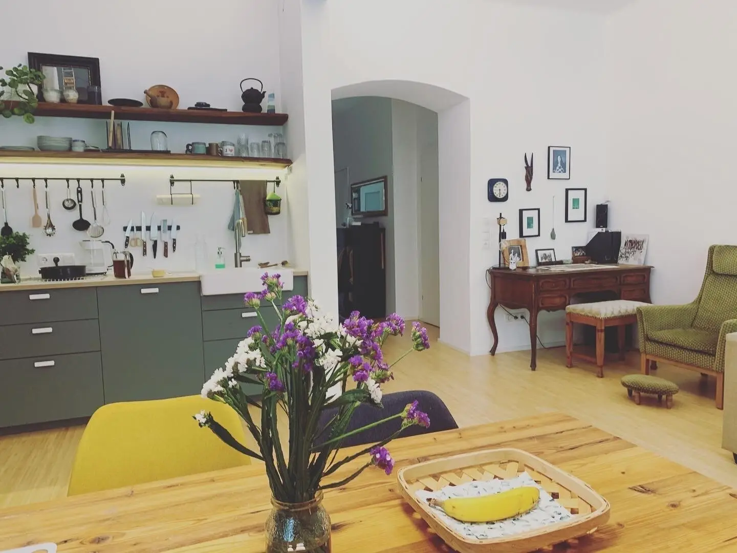 like-new period building ***** Wilten