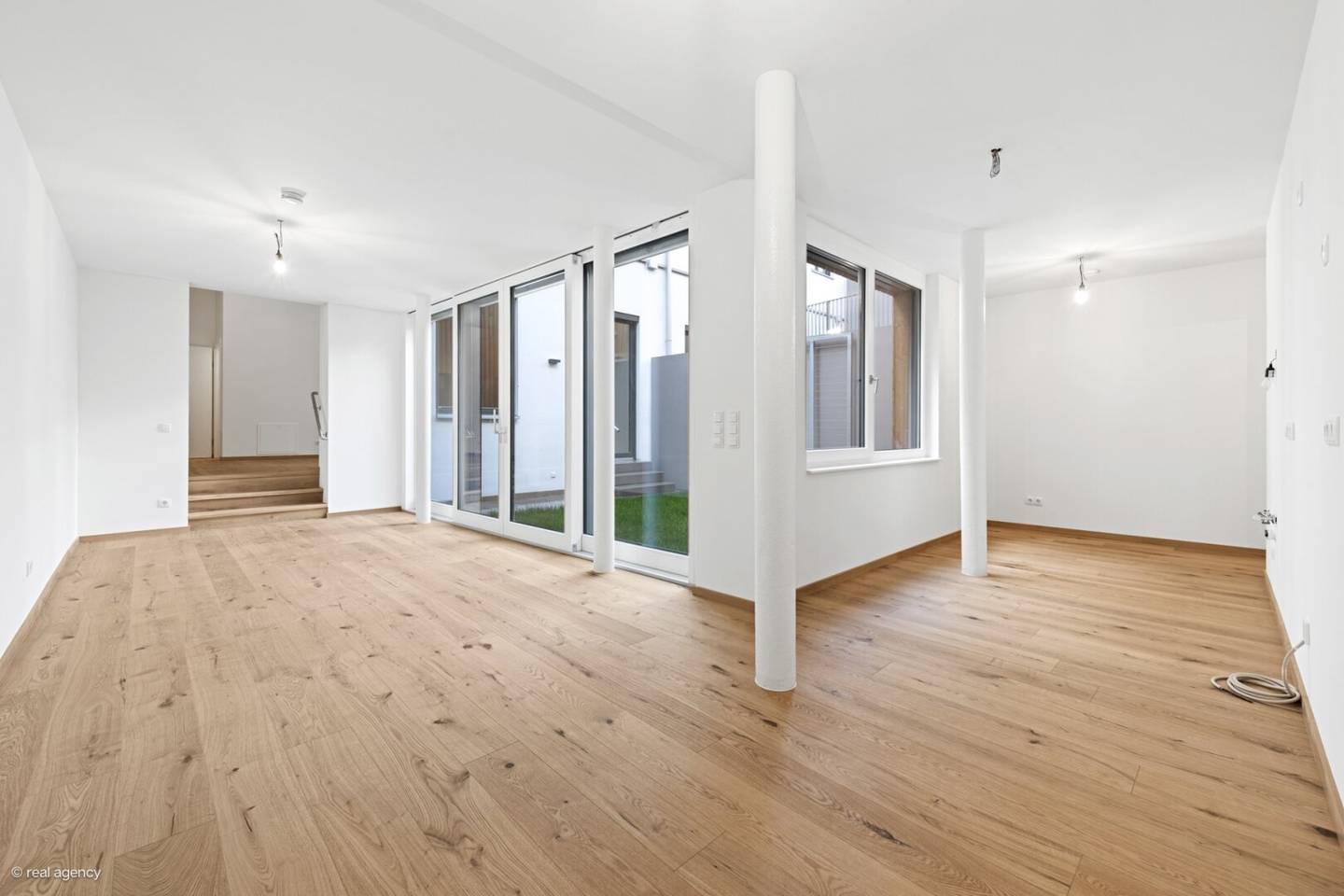 CITY OFFICE - NEW BUILD - FIRST OCCUPANCY