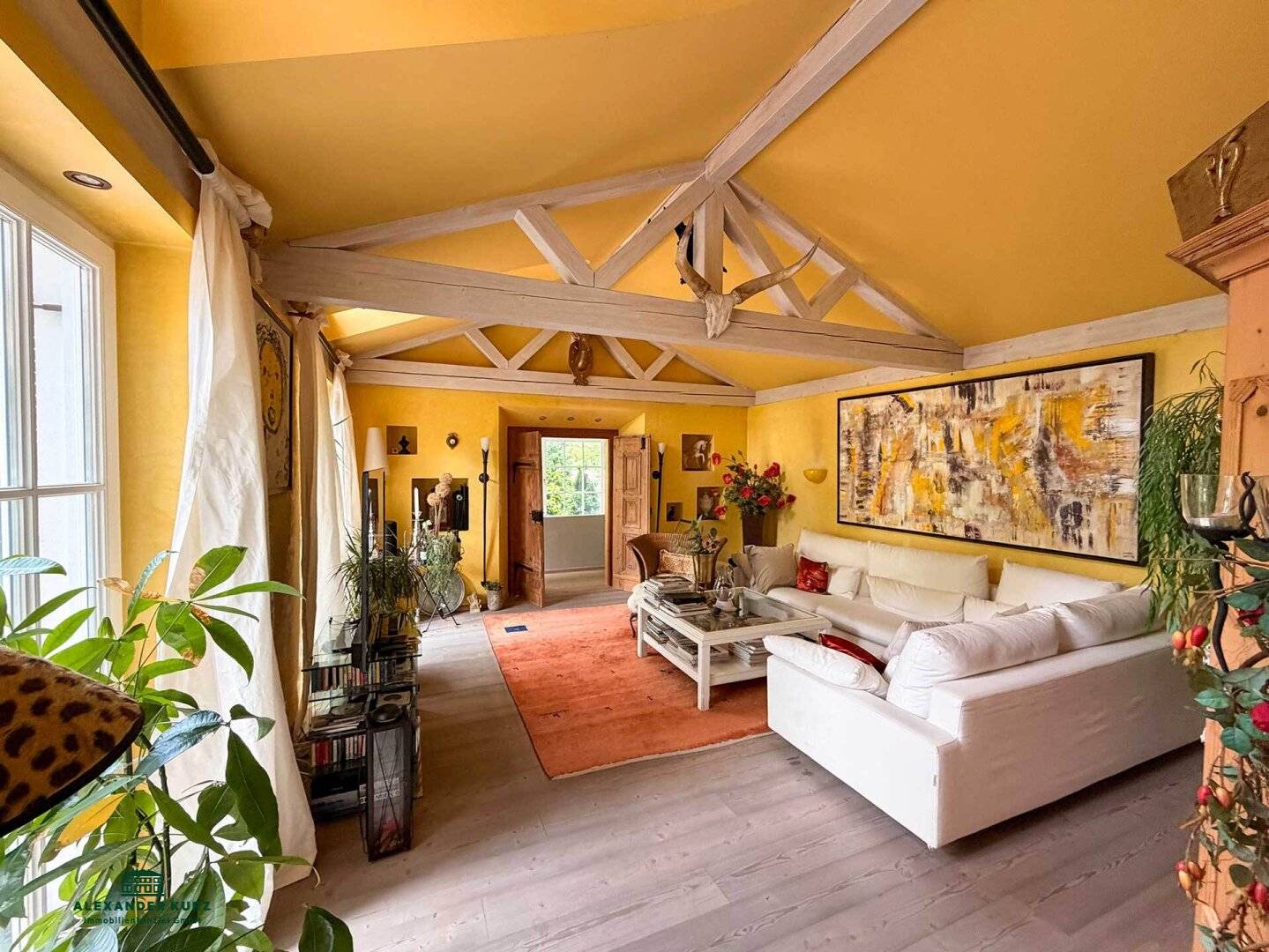 Klassisches Einfamilienhaus mit aufwendigem Garten in Großgmain