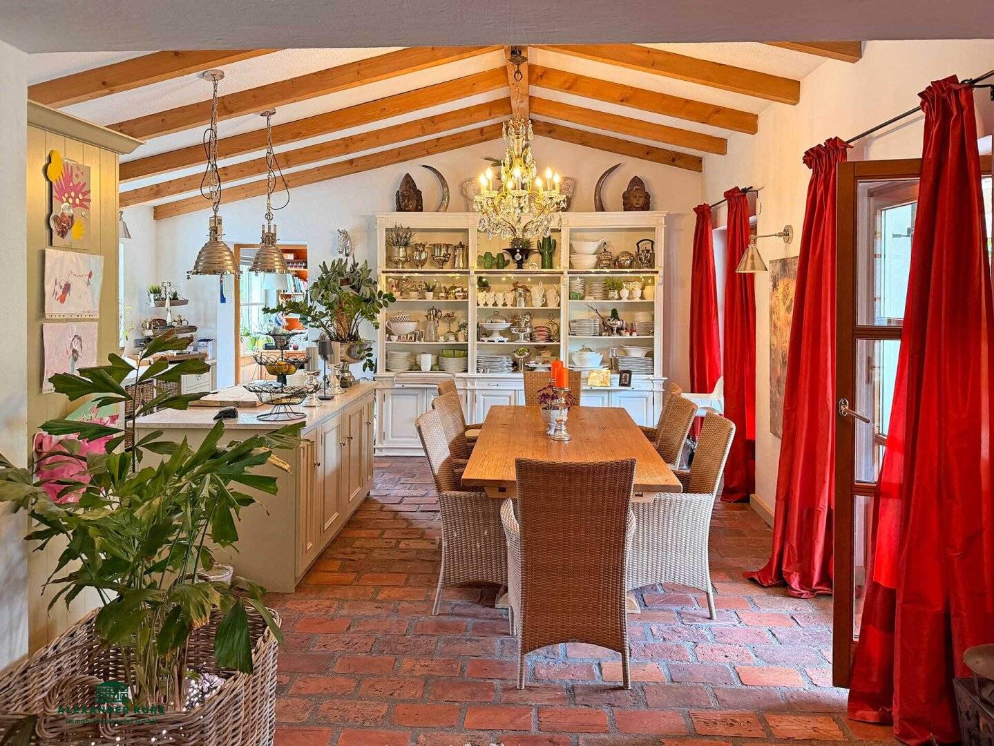 Klassisches Einfamilienhaus mit aufwendigem Garten in Großgmain