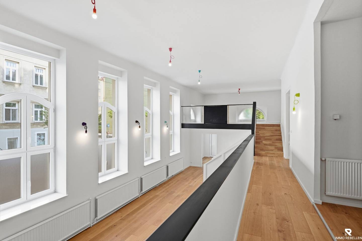 Five levels for big ideas – exceptional commercial property near the Schmelz